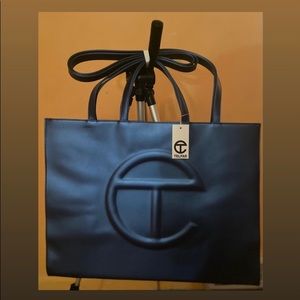🌬AUTHENTIC💥 Telfar Medium Cobalt Shopping Bag ☀️BRAND NEW☀️ 🐈‍⬛Free 💨 Free🏡